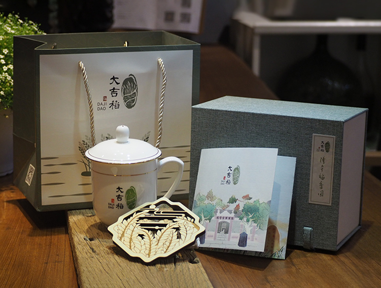 內頁組圖1.jpg 內頁組圖1.jpg